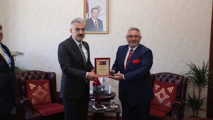 Sayın Valimiz EROL AYYILDIZ’ı makamında ziyaret ettik.