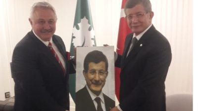 Avrupa Platformu olarak ekibimizle birlikte Ankara ziyaretimizde Eski Başbakan ve Gelecek Partisi Genel Bşk. AHMET DAVUTOĞLU ve Bşk. Yrd. SELÇUK ÖZDAĞ ile görüşmemiz.